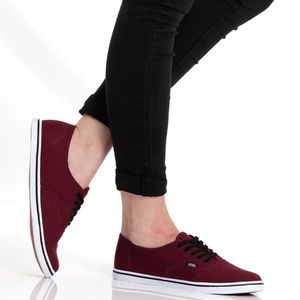 !DONATED!  VANS Authentic Lo Pro